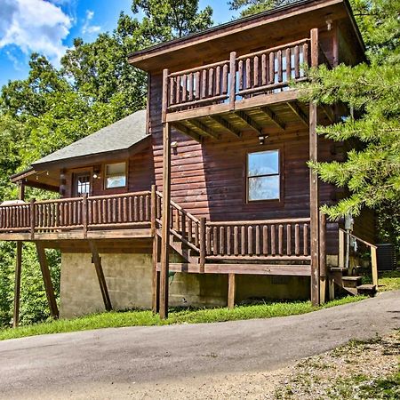 Cabin With Hot Tub And Deck About 12 Mi To Pigeon Forge! 세비어빌 외부 사진