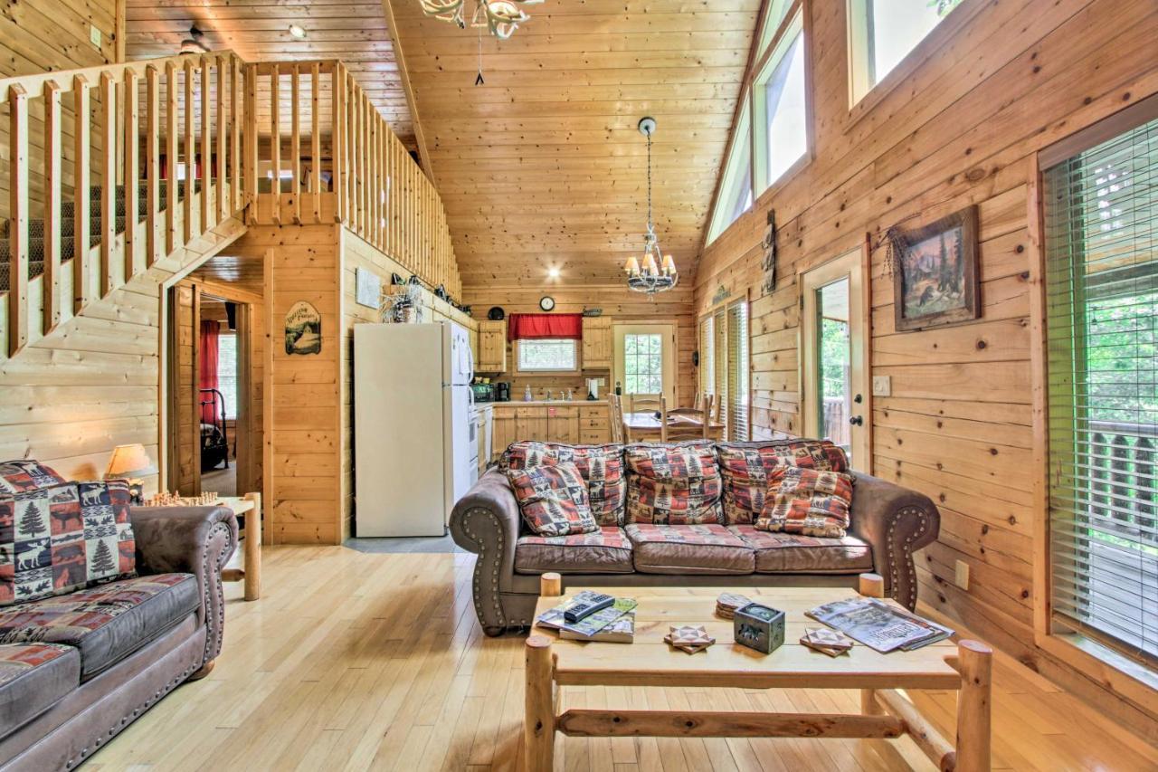 Cabin With Hot Tub And Deck About 12 Mi To Pigeon Forge! 세비어빌 외부 사진