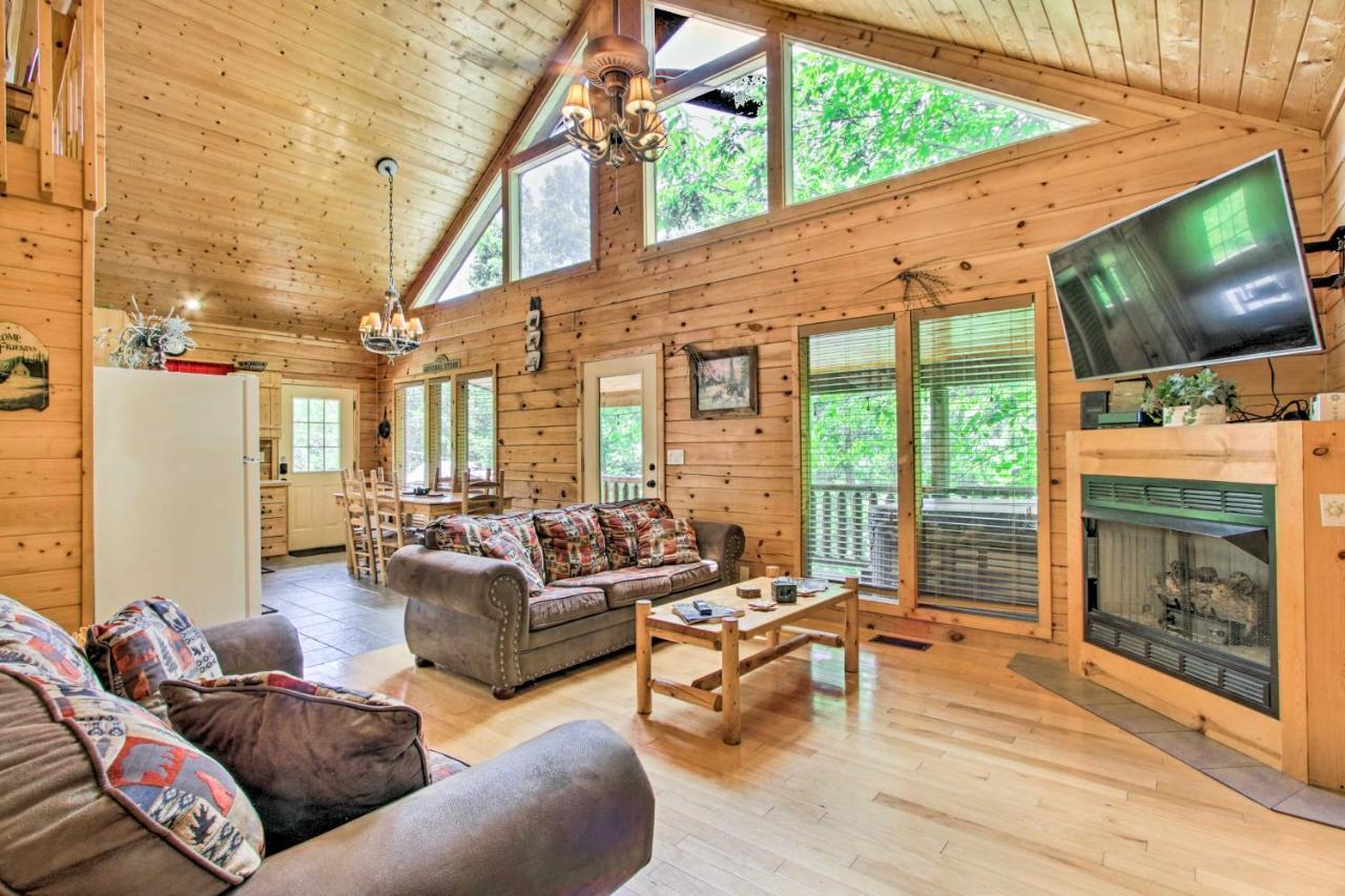 Cabin With Hot Tub And Deck About 12 Mi To Pigeon Forge! 세비어빌 외부 사진