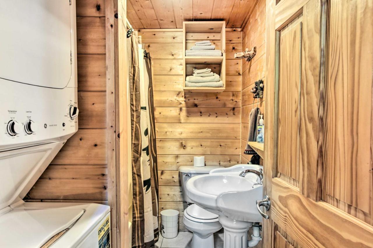 Cabin With Hot Tub And Deck About 12 Mi To Pigeon Forge! 세비어빌 외부 사진