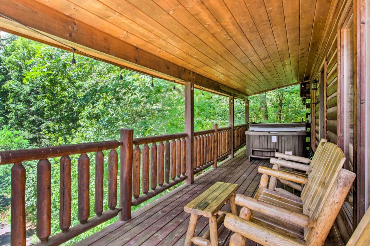 Cabin With Hot Tub And Deck About 12 Mi To Pigeon Forge! 세비어빌 외부 사진