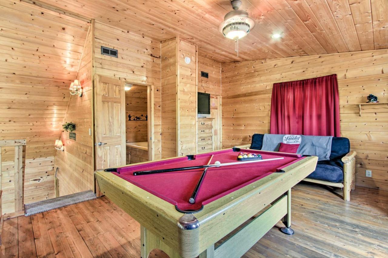 Cabin With Hot Tub And Deck About 12 Mi To Pigeon Forge! 세비어빌 외부 사진