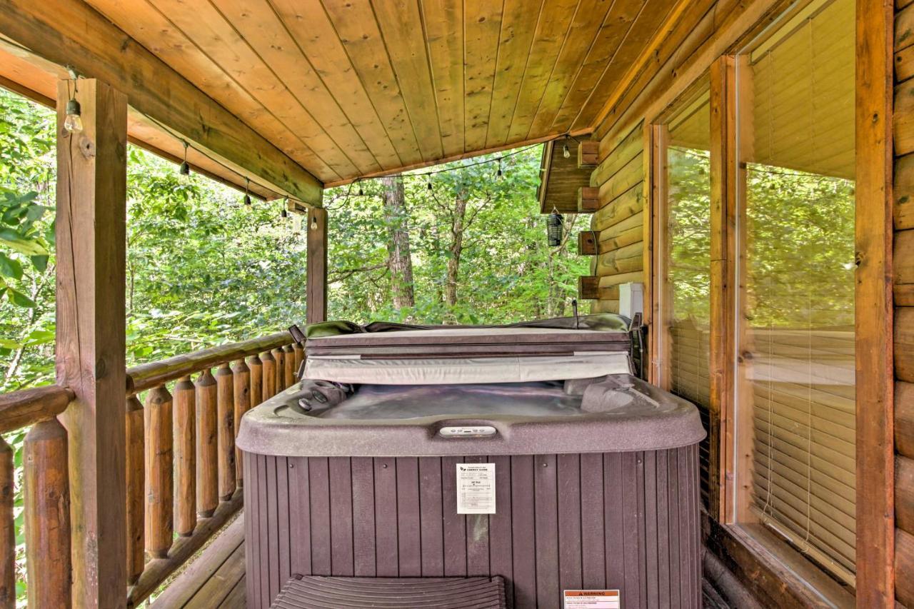 Cabin With Hot Tub And Deck About 12 Mi To Pigeon Forge! 세비어빌 외부 사진